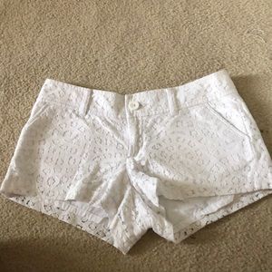 Lily Pulitzer lace shorts size 0